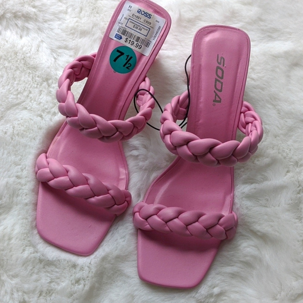 SODA Pink Braided Mule Heel Size 7 1/2 New